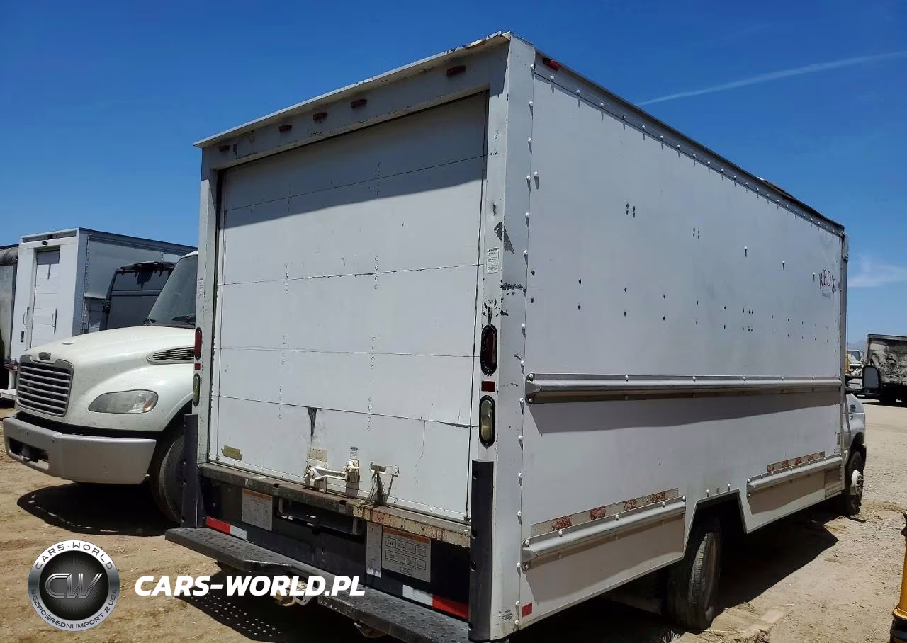2010 Ford Econoline E350 Super Duty Cutaway Van VIN:1FDWE3FLXADA33561 - 3