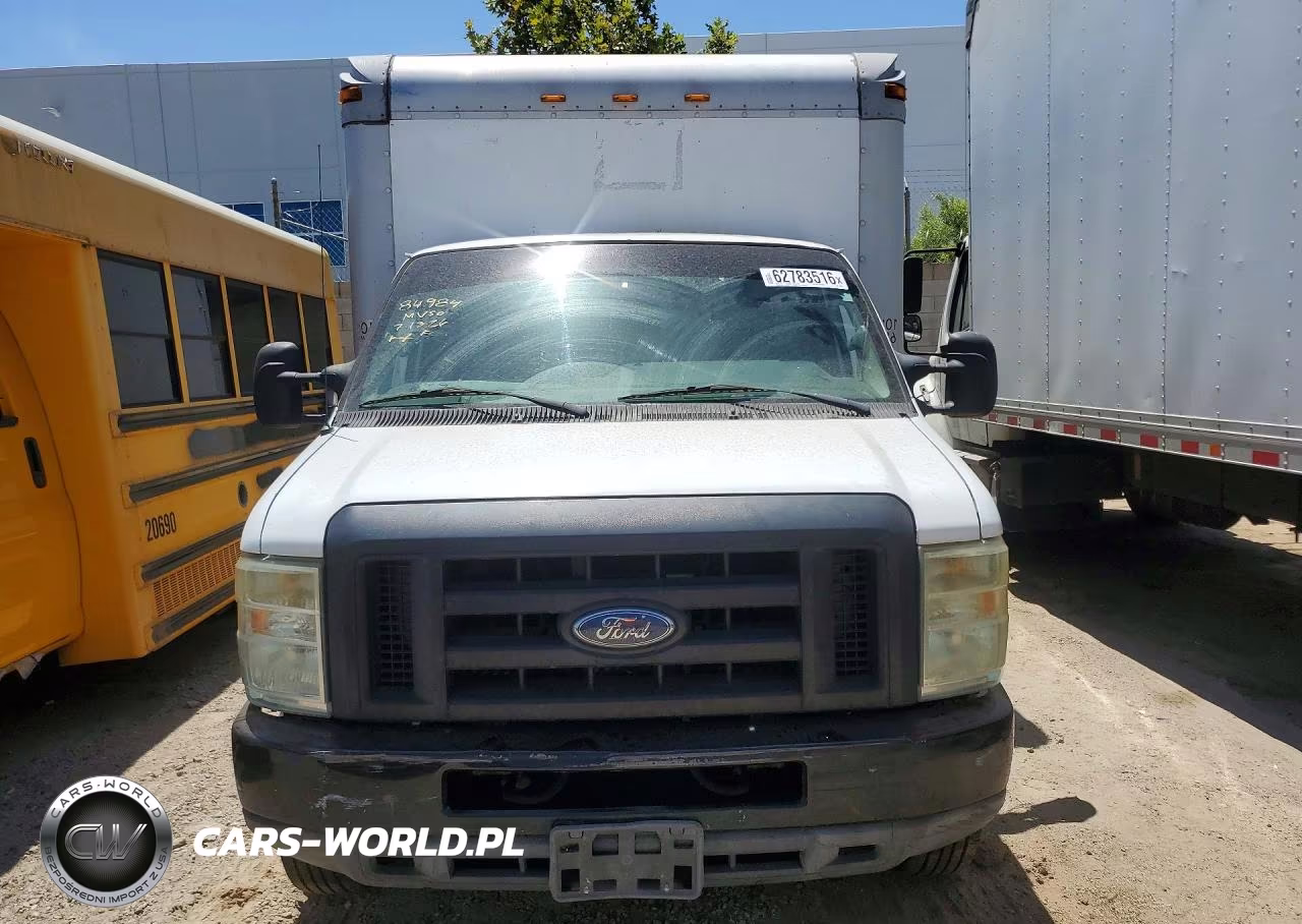 2010 Ford Econoline E350 Super Duty Cutaway Van VIN:1FDWE3FLXADA33561 - 5
