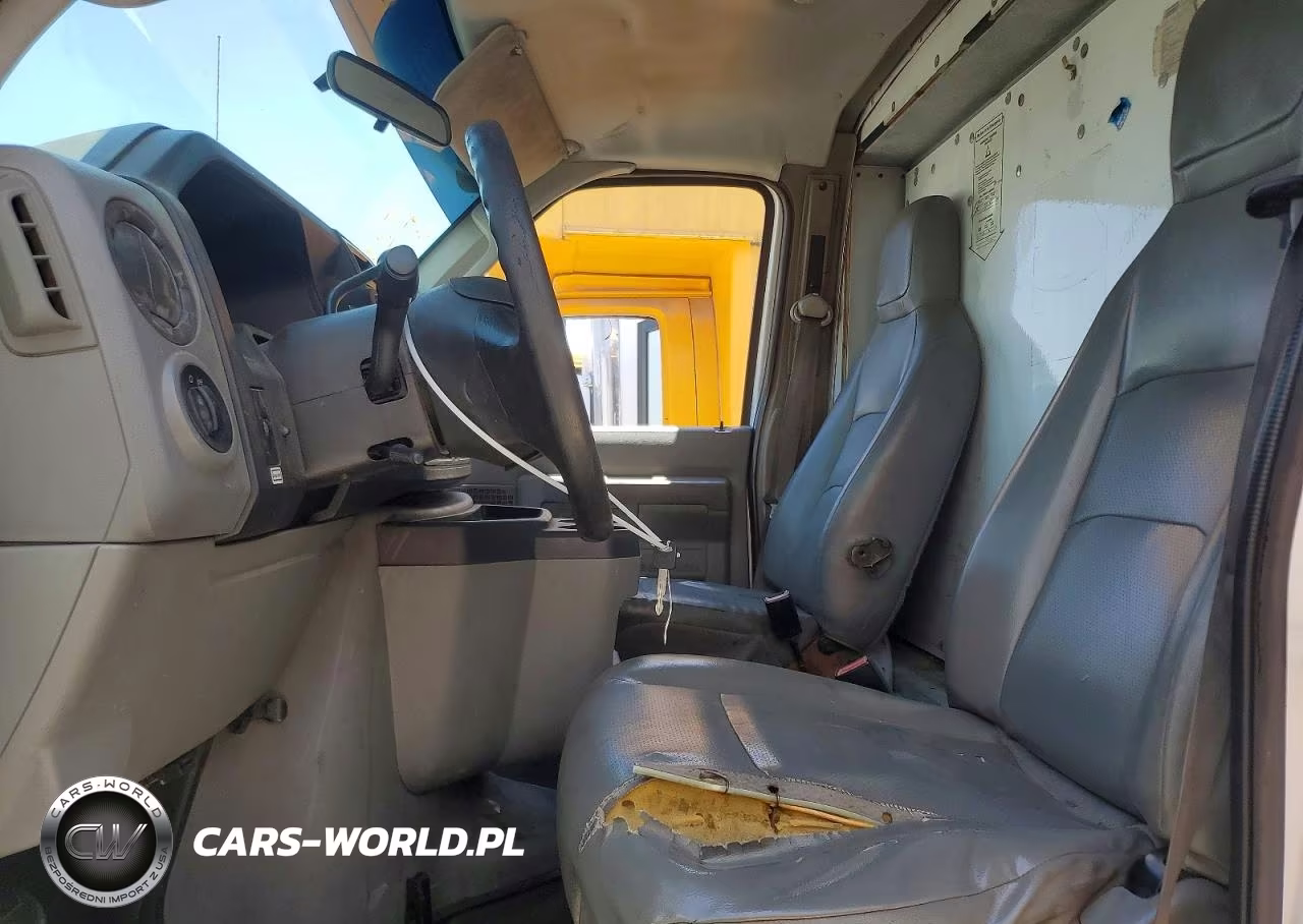 2010 Ford Econoline E350 Super Duty Cutaway Van VIN:1FDWE3FLXADA33561 - 7