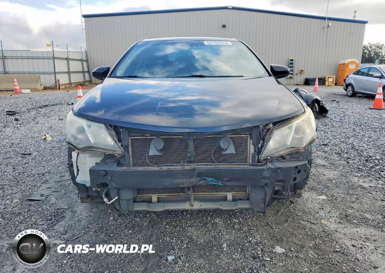 2014 Toyota Camry Se VIN:4T1BF1FKXEU867522 - 5