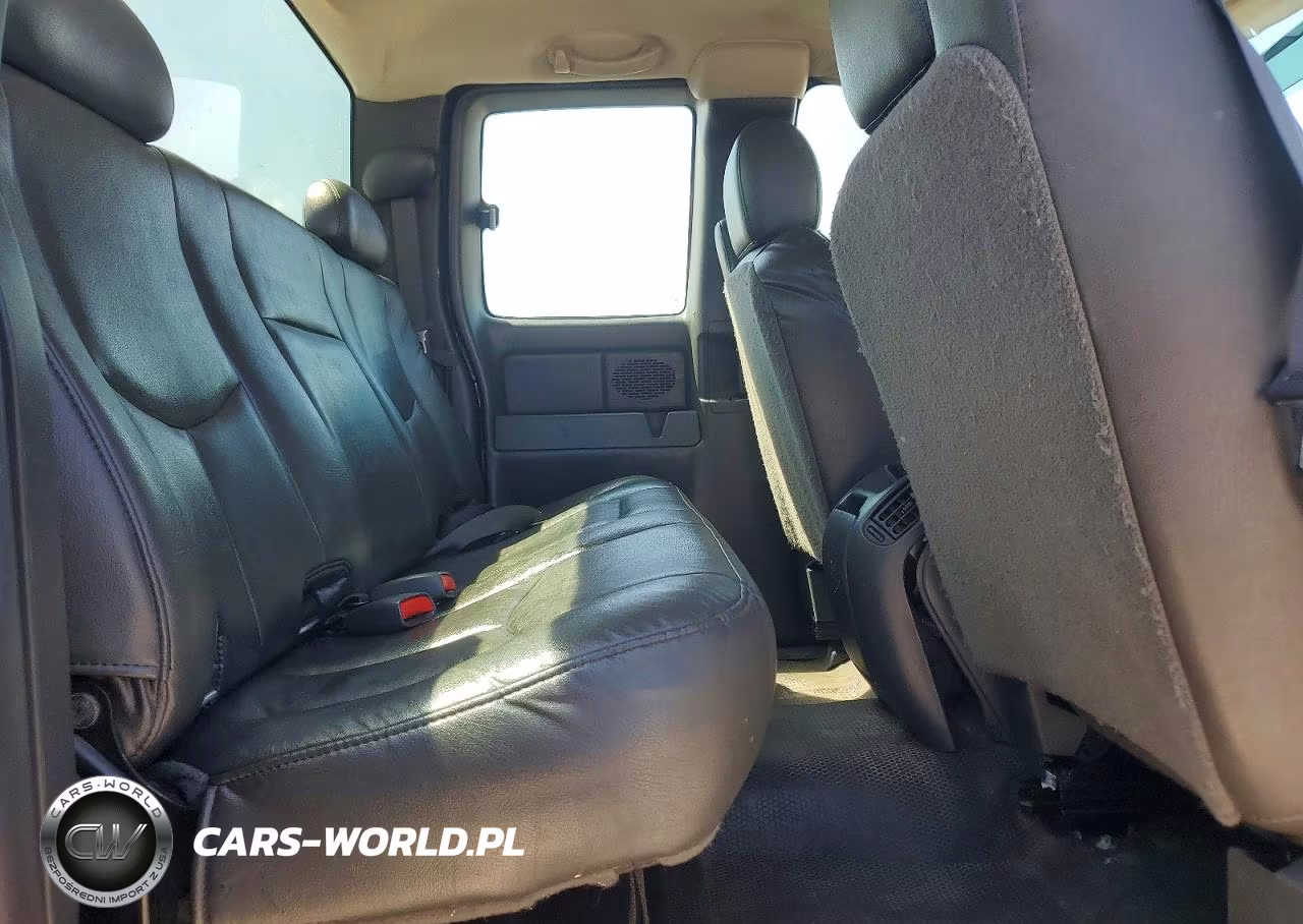 2005 GMC New Sierra K1500 VIN:2GTEK19B351283564 - 10