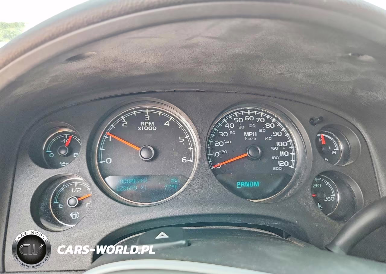 2011 Chevrolet Avalanche Ls VIN:3GNTKEE31BG363694 - 9