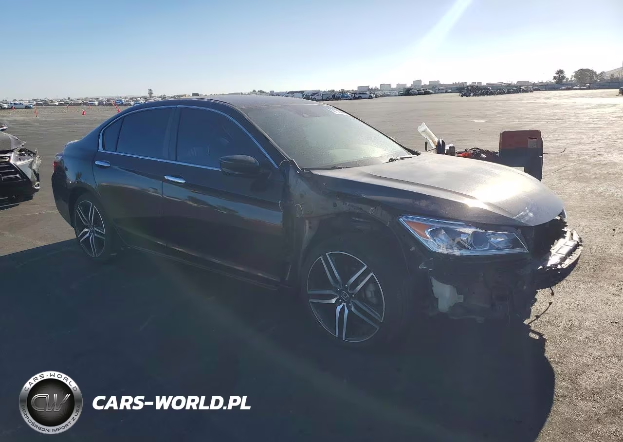 2016 Honda Accord Sport VIN:1HGCR2F68GA136702 - 4