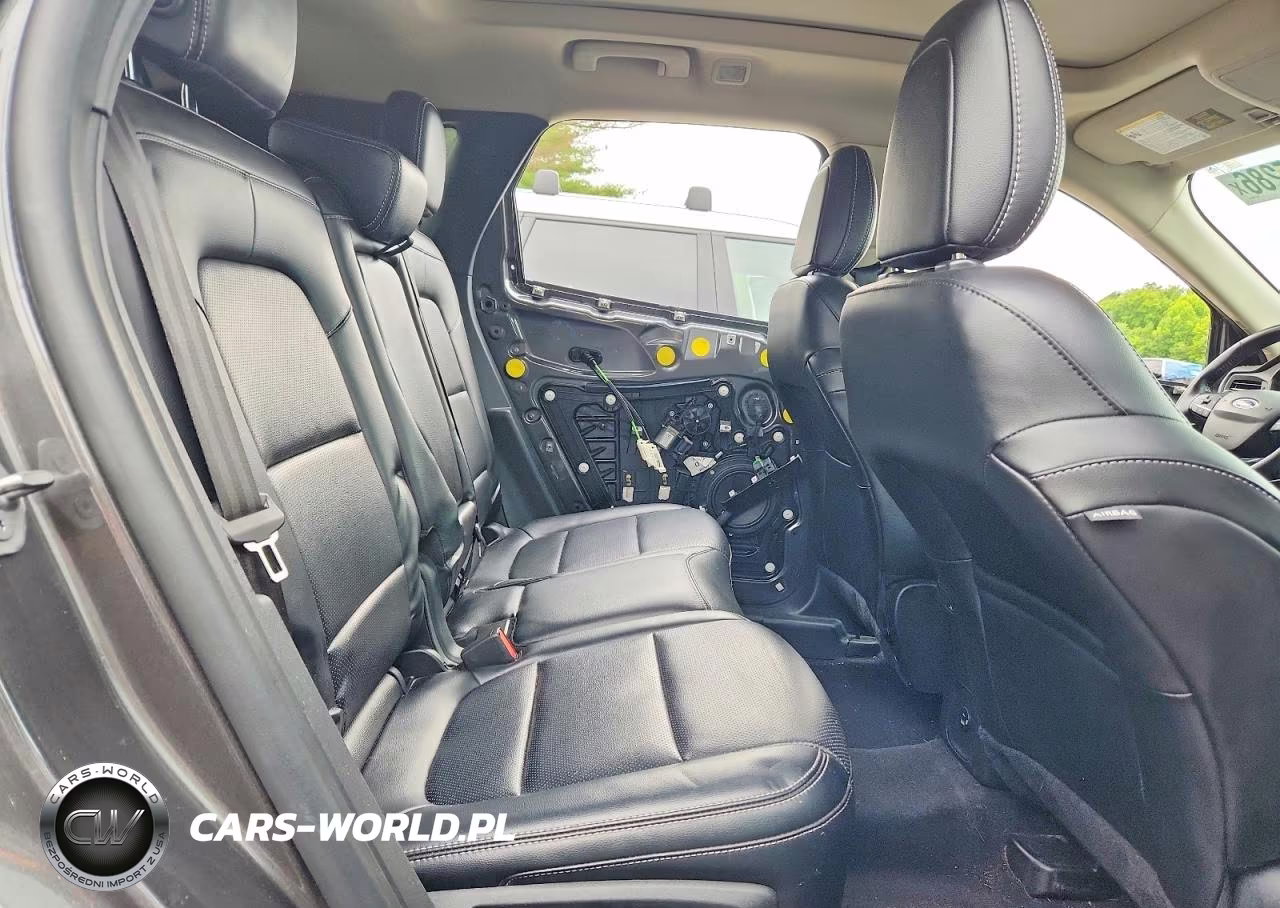 2020 Ford Escape Se Sport VIN:1FMCU9BZ6LUB46560 - 11