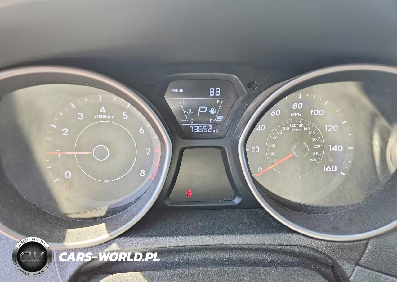 2016 Hyundai Elantra Value Edition VIN:5NPDH4AE7GH750620 - 9