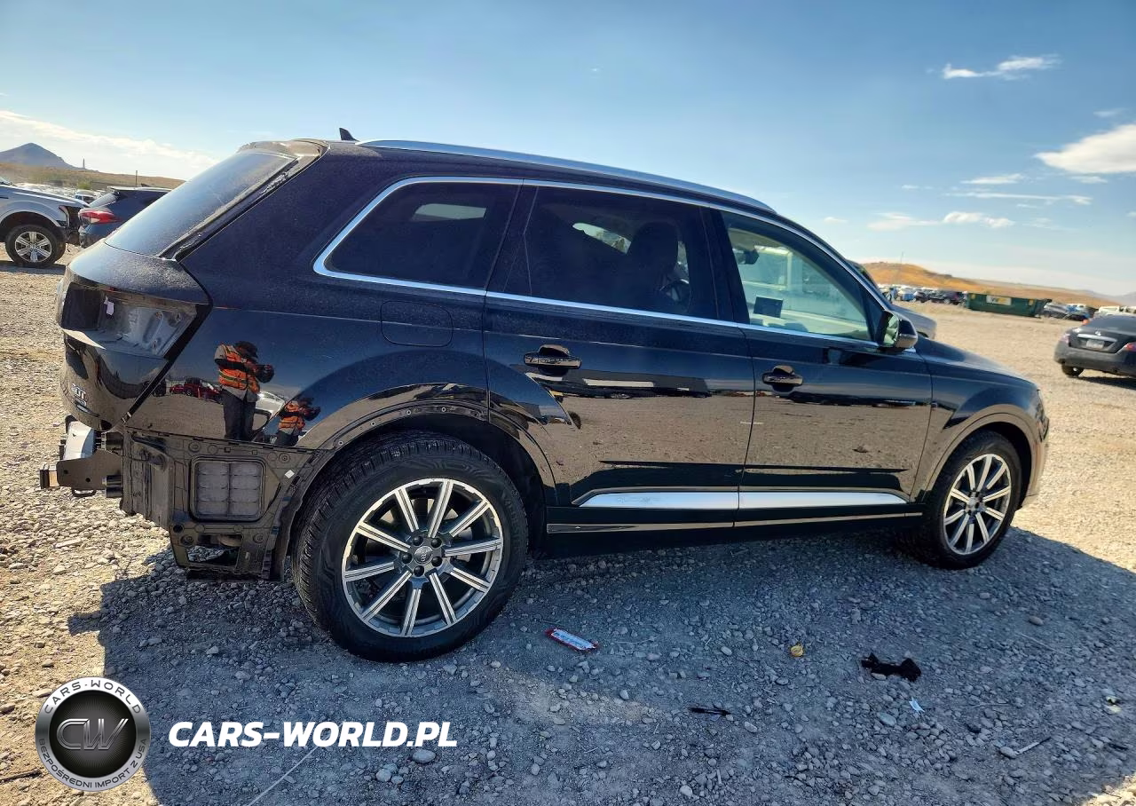 2018 Audi Q7 Premium Plus VIN:WA1LAAF71JD023019 - 3