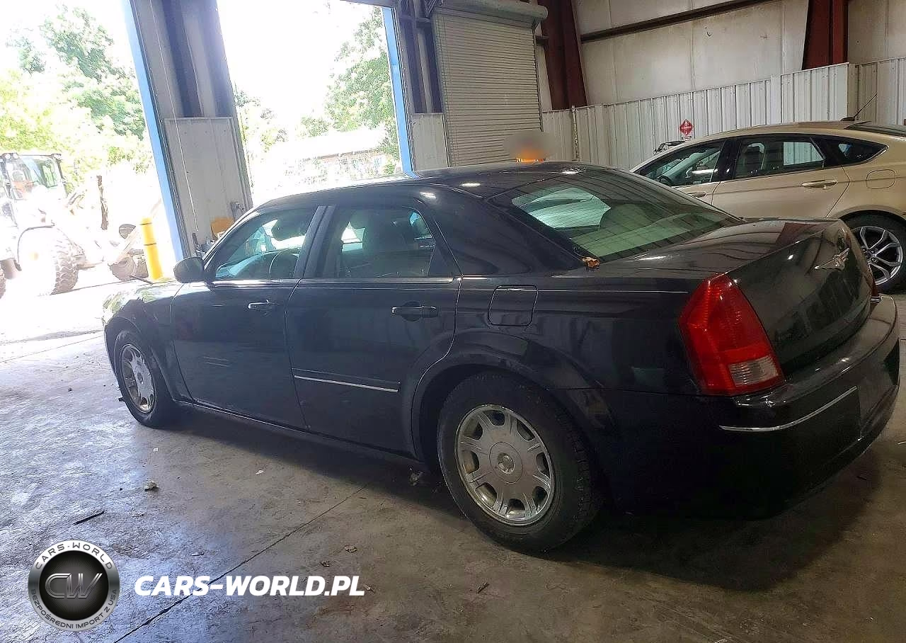 2005 Chrysler 300 Touring VIN:2C3AA53G05H687902 - 2