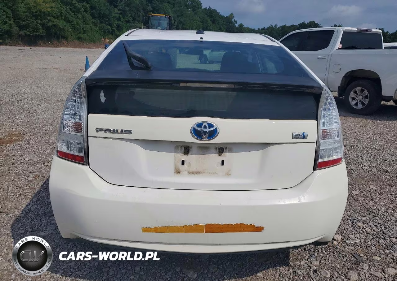 2011 Toyota Prius Two VIN:JTDKN3DU6B5269120 - 6