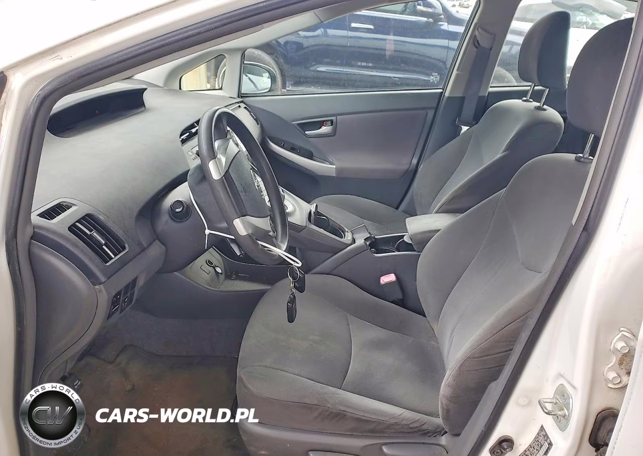 2011 Toyota Prius Two VIN:JTDKN3DU6B5269120 - 7