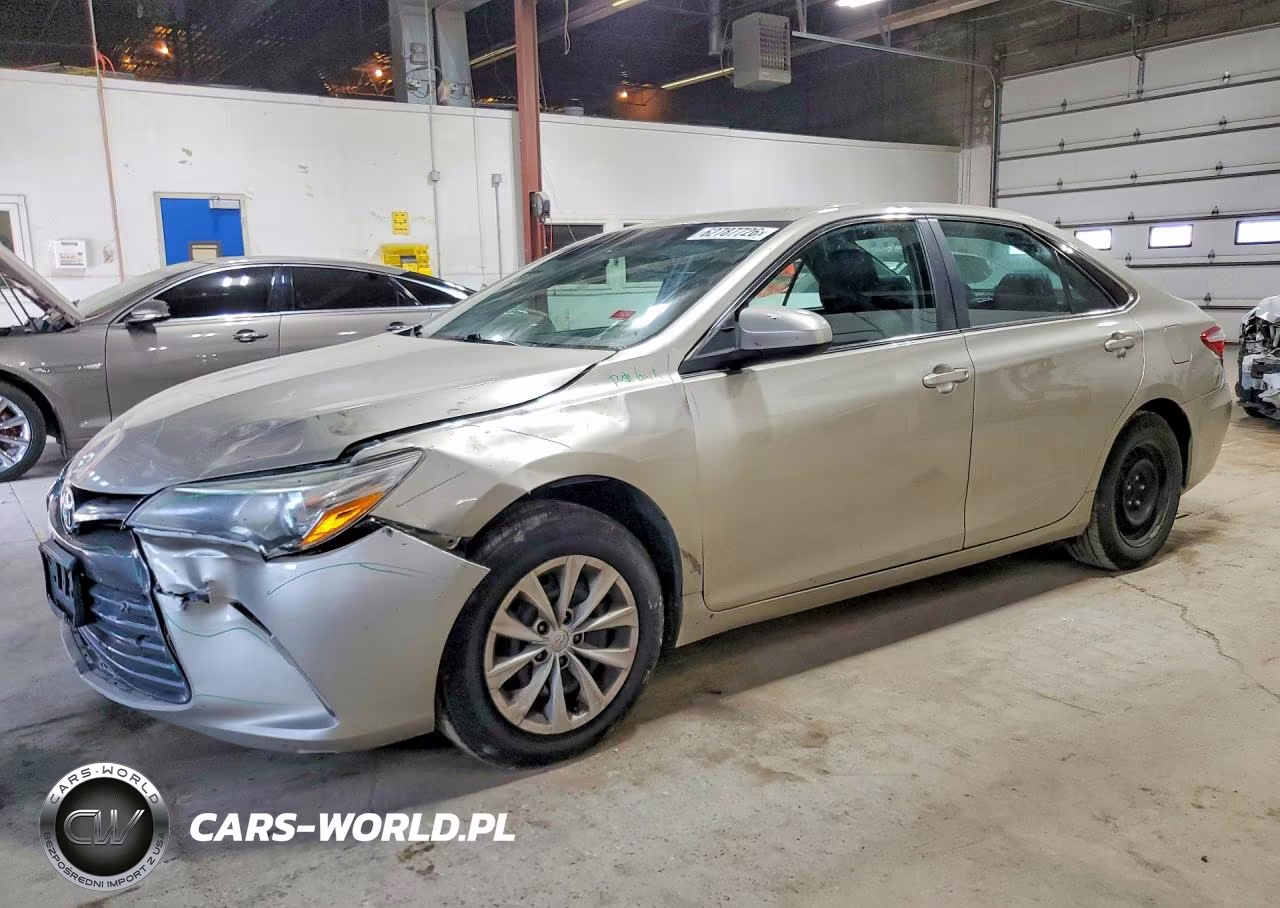2016 Toyota Camry Le