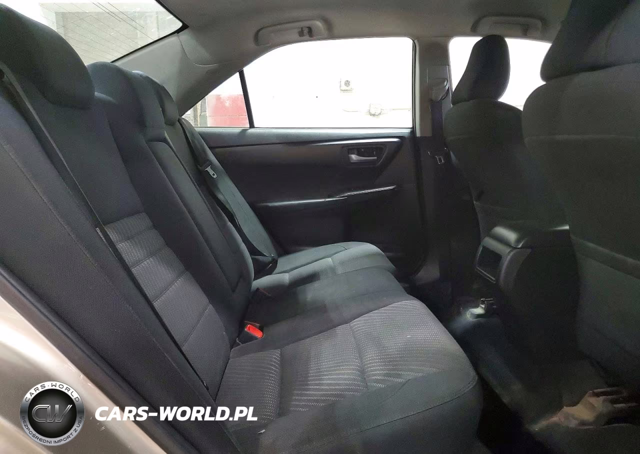 2016 Toyota Camry Le VIN:4T4BF1FKXGR523522 - 10