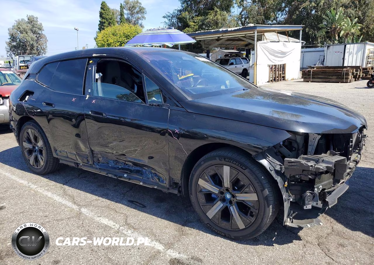 2024 BMW Ix xDrive50 VIN:WB523CF05RCR12168 - 4
