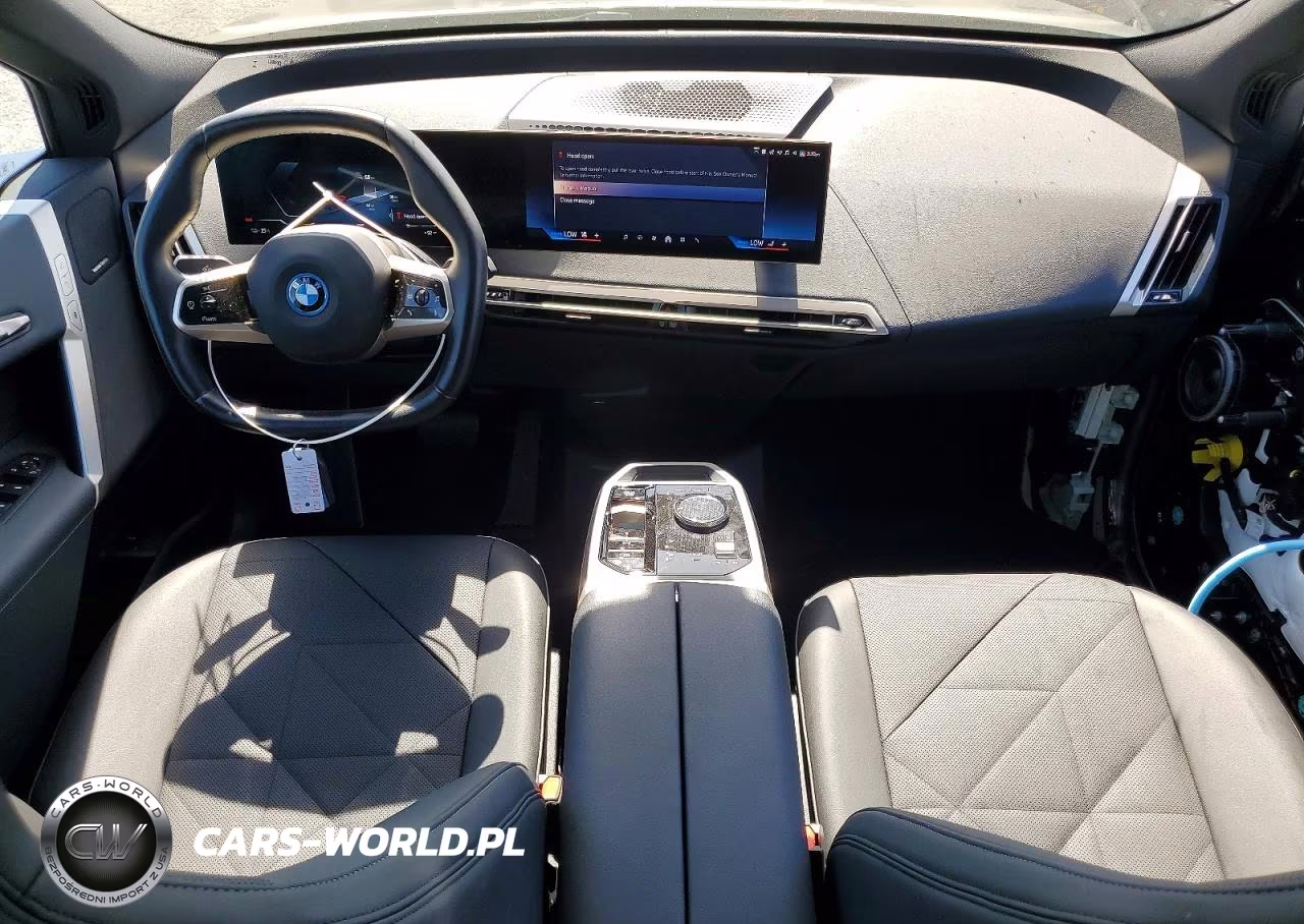 2024 BMW Ix xDrive50 VIN:WB523CF05RCR12168 - 8