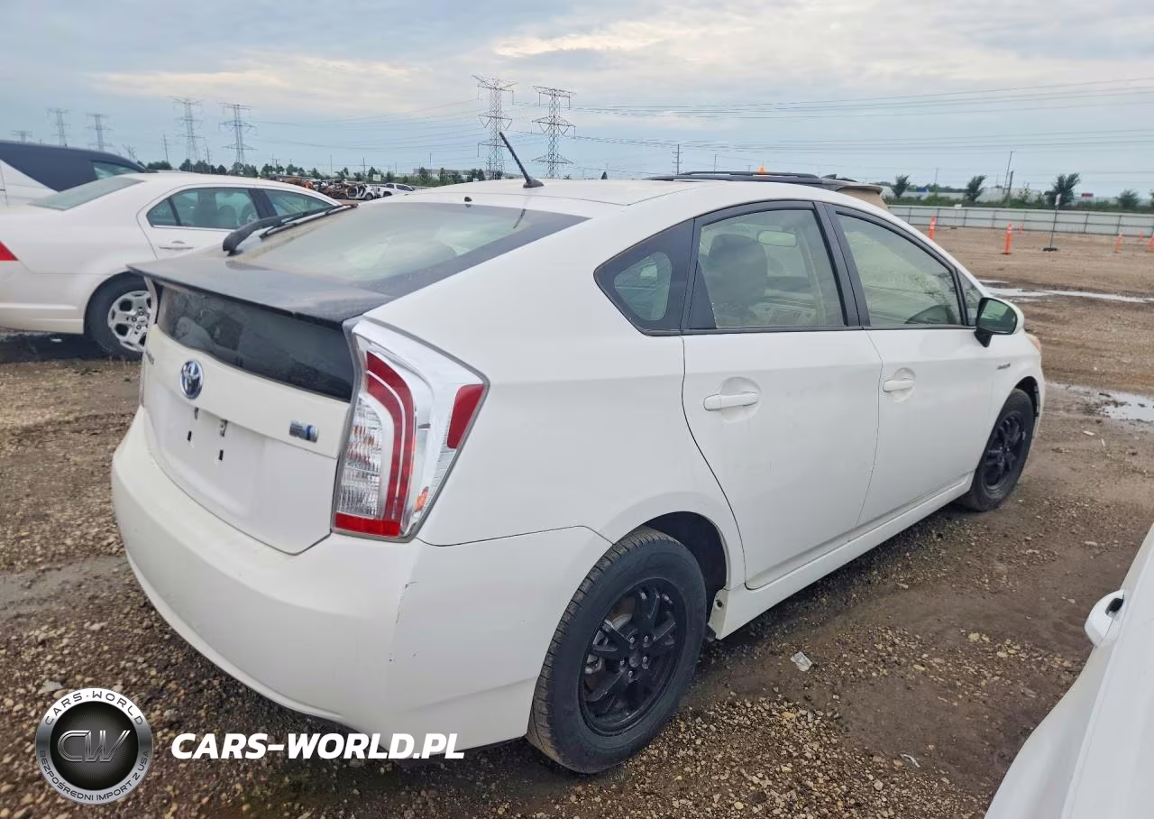 2012 Toyota Prius Two VIN:JTDKN3DU1C5495566 - 3