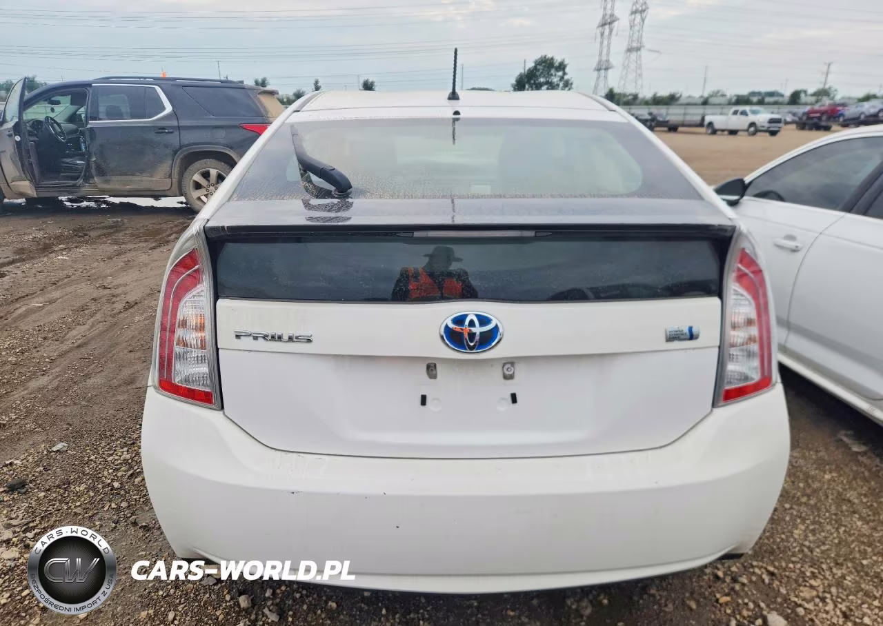 2012 Toyota Prius Two VIN:JTDKN3DU1C5495566 - 6