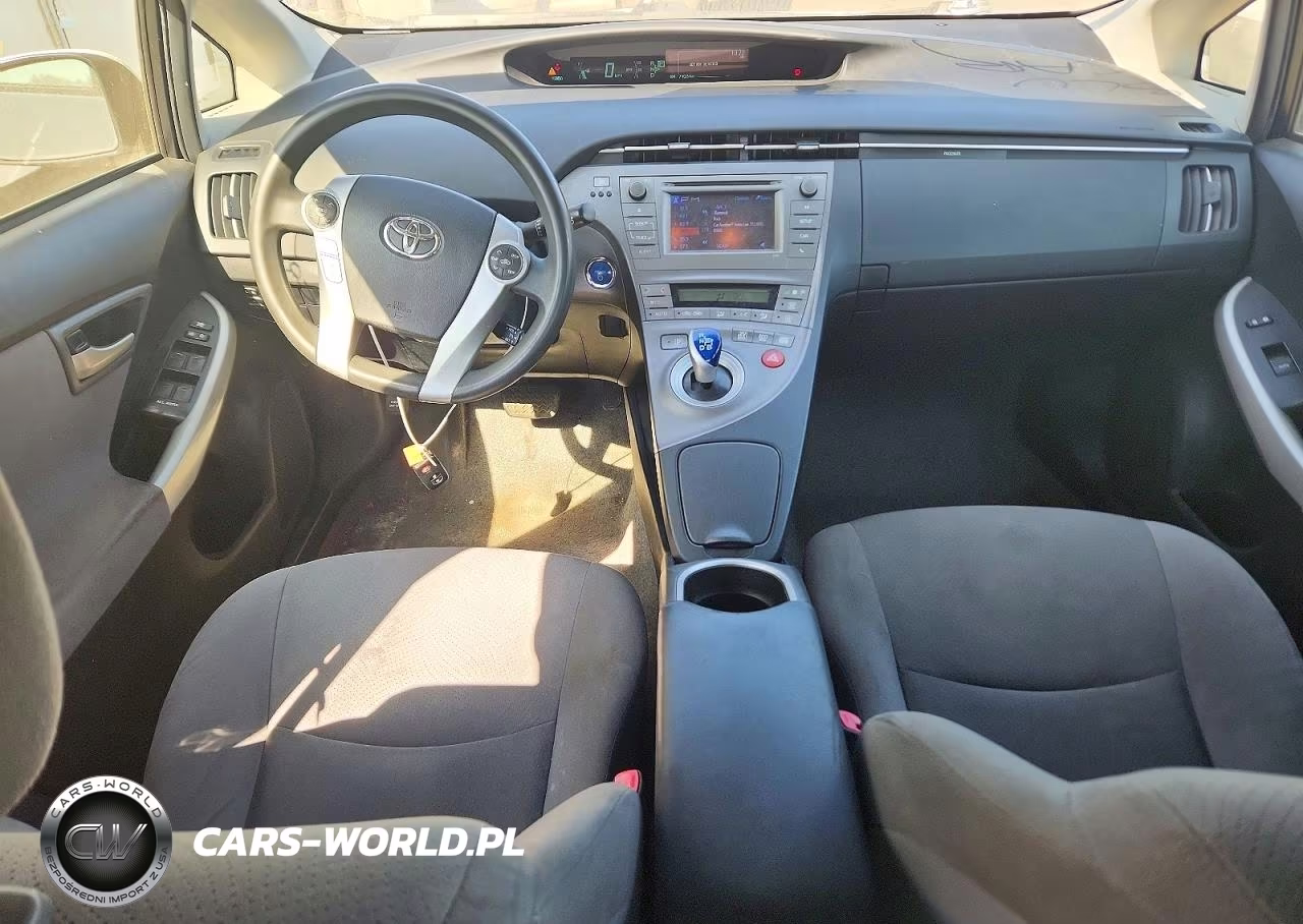 2012 Toyota Prius Two VIN:JTDKN3DU1C5495566 - 8