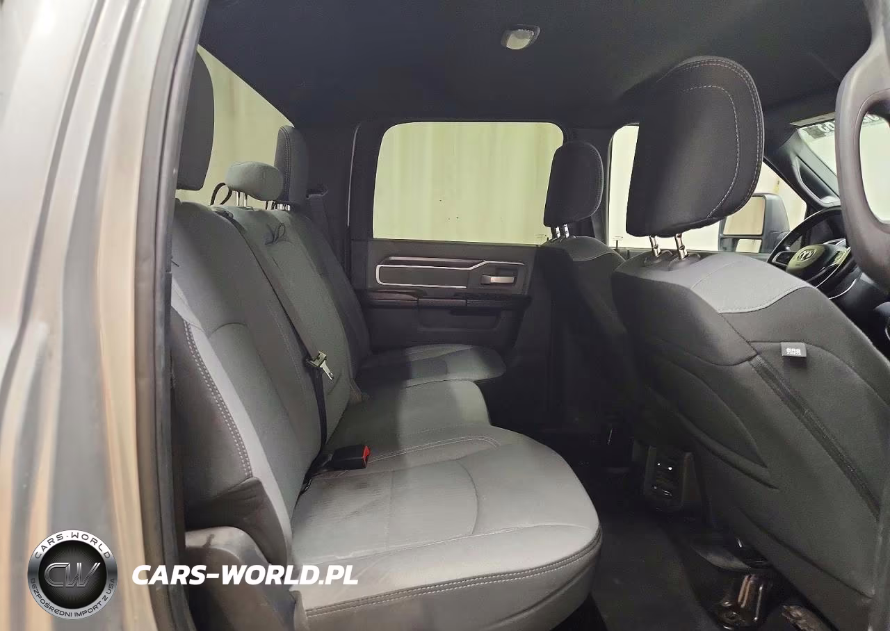 2023 Ram 2500 Big Horn VIN:3C6UR5JJ4PG576246 - 10