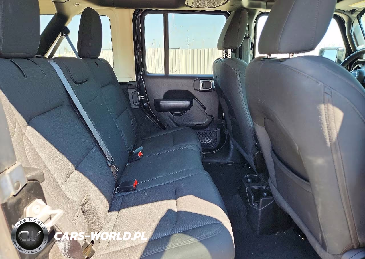 2021 Jeep Wrangler Unlimited Sport VIN:1C4HJXDN4MW737686 - 10