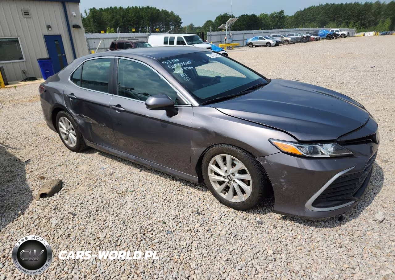 2021 Toyota Camry Le VIN:4T1C11AKXMU454766 - 4