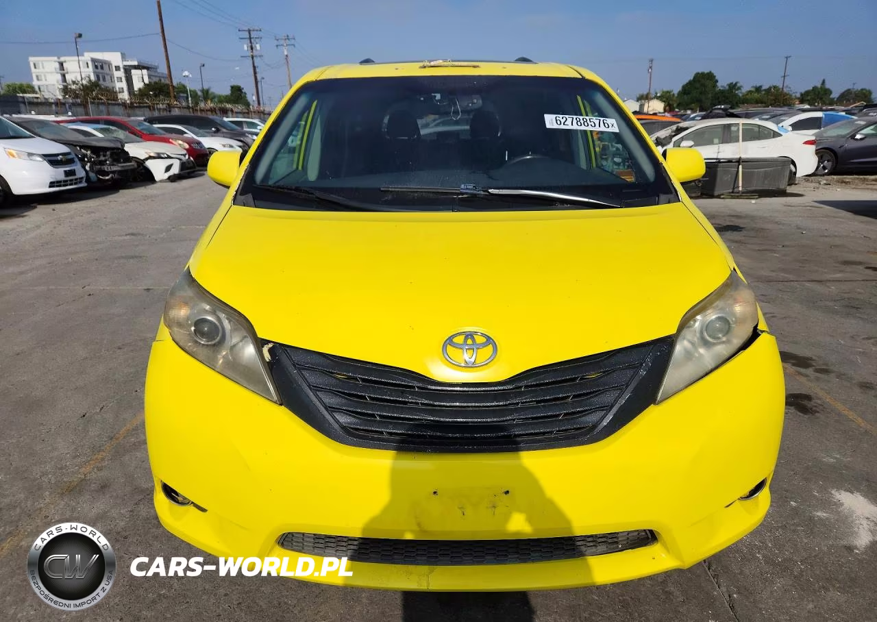 2011 Toyota Sienna Sport VIN:5TDXK3DC3BS083597 - 5
