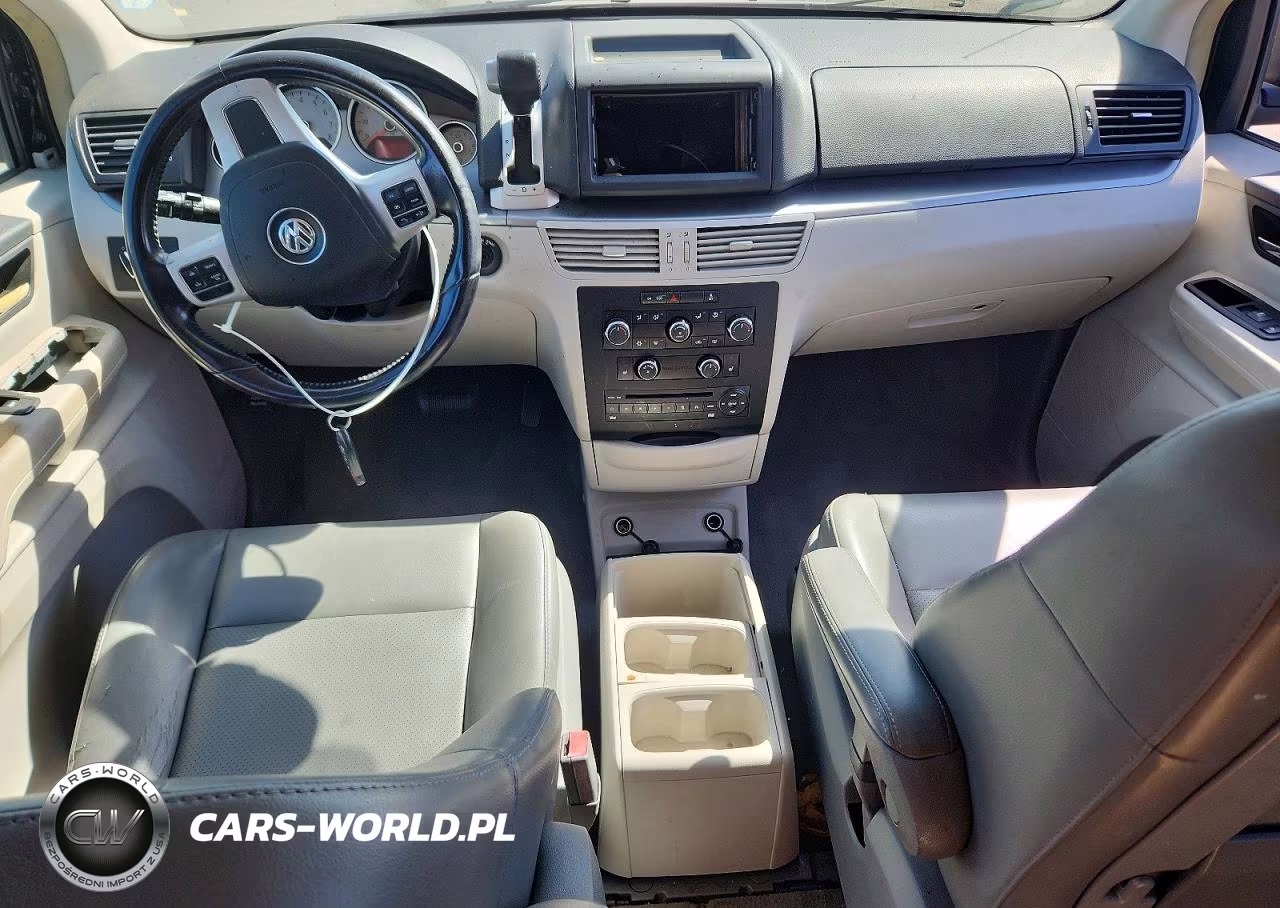 2011 Volkswagen Routan Se VIN:2V4RW3DG9BR766550 - 8