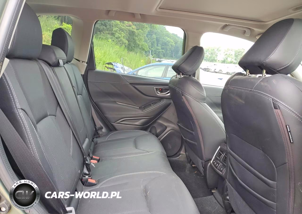 2021 Subaru Forester Touring VIN:JF2SKAXC0MH425512 - 11