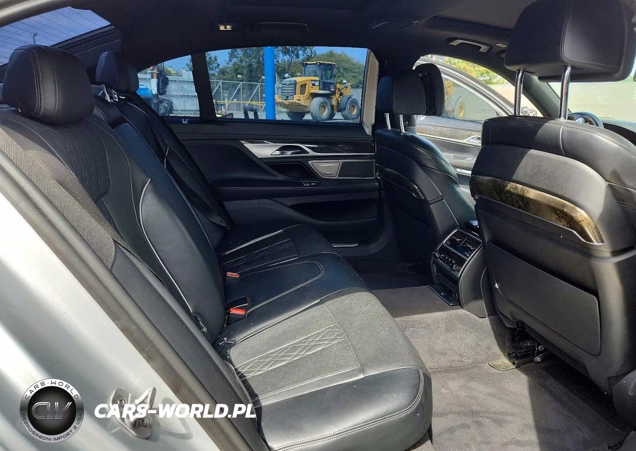 2017 BMW 740 Xe VIN:WBA7J2C38HG497859 - 10