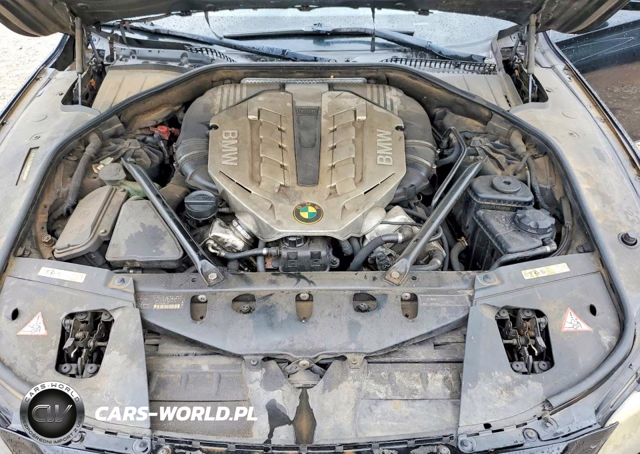 2009 BMW 750 I VIN:WBAKA83509CY33950 - 11