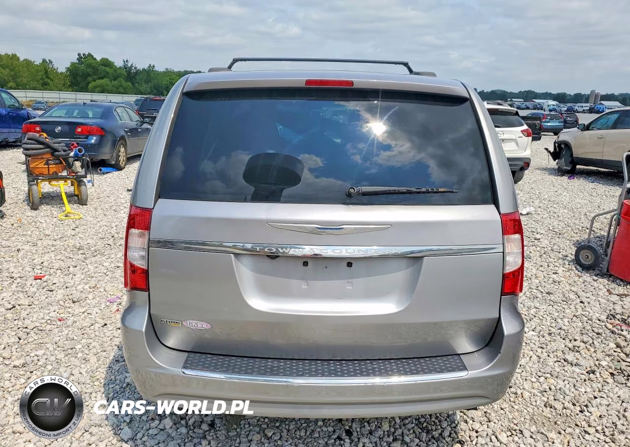 2016 Chrysler Town & Country Touring VIN:2C4RC1BG5GR157179 - 6