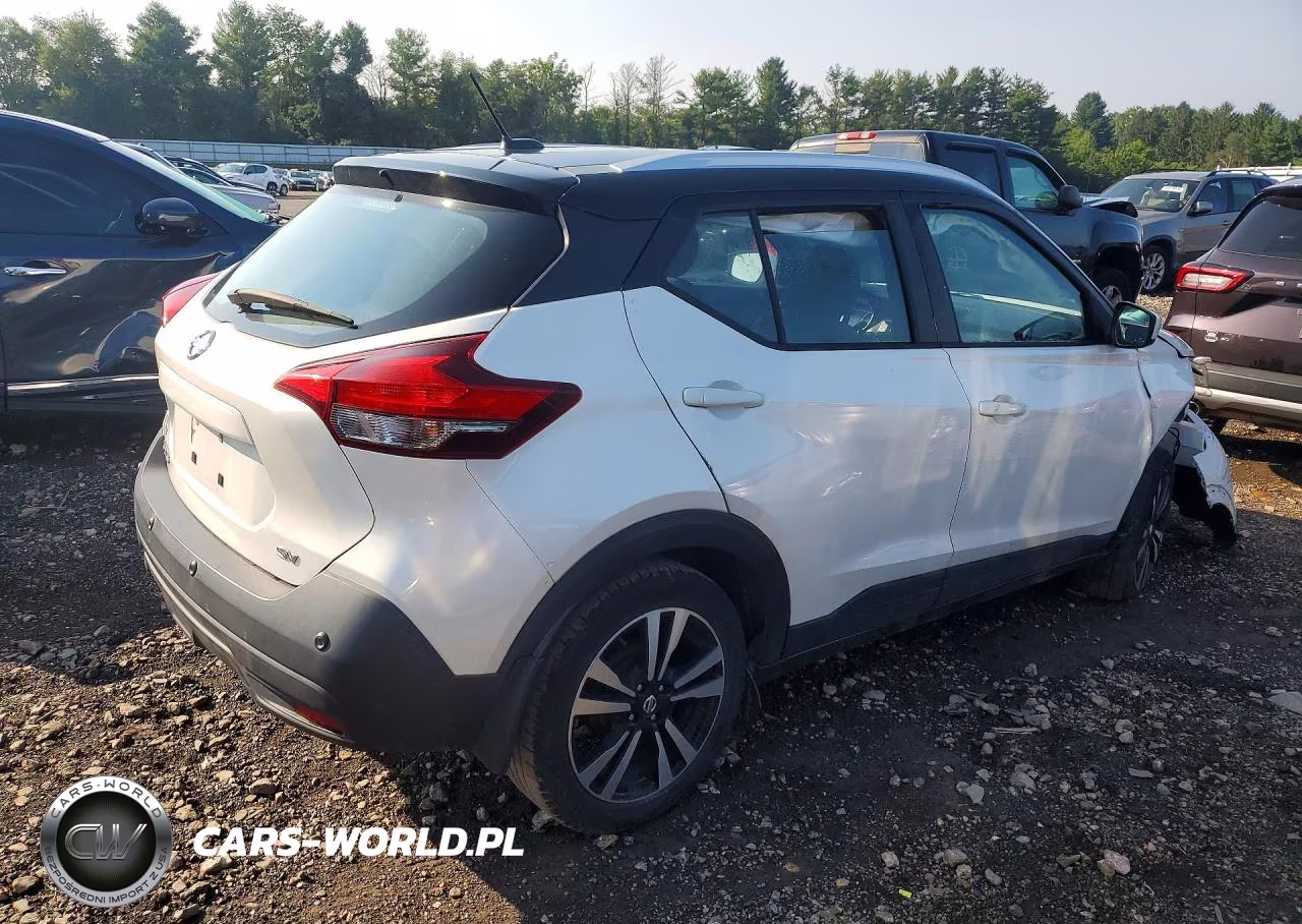 2020 Nissan Kicks Sv VIN:3N1CP5CV3LL528431 - 3