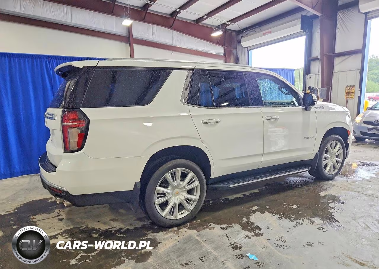 2022 Chevrolet Tahoe K1500 High Country VIN:1GNSKTKL4NR302655 - 3