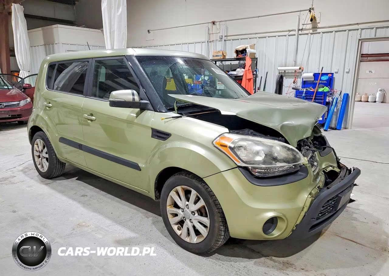 2013 Kia Soul + VIN:KNDJT2A67D7573386 - 4