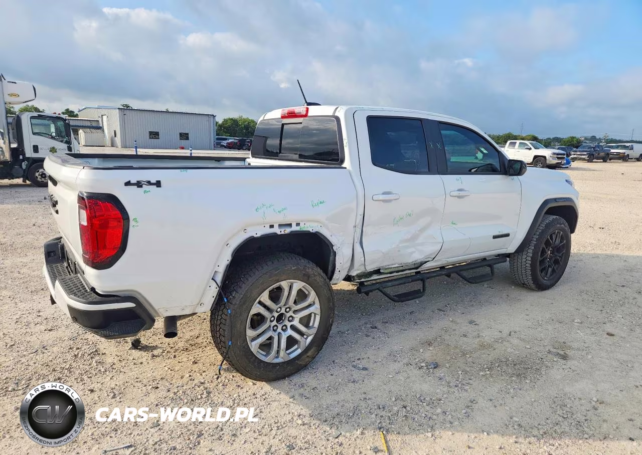 2025 GMC Canyon Elevation VIN:1GTP2BEK1S1230710 - 3