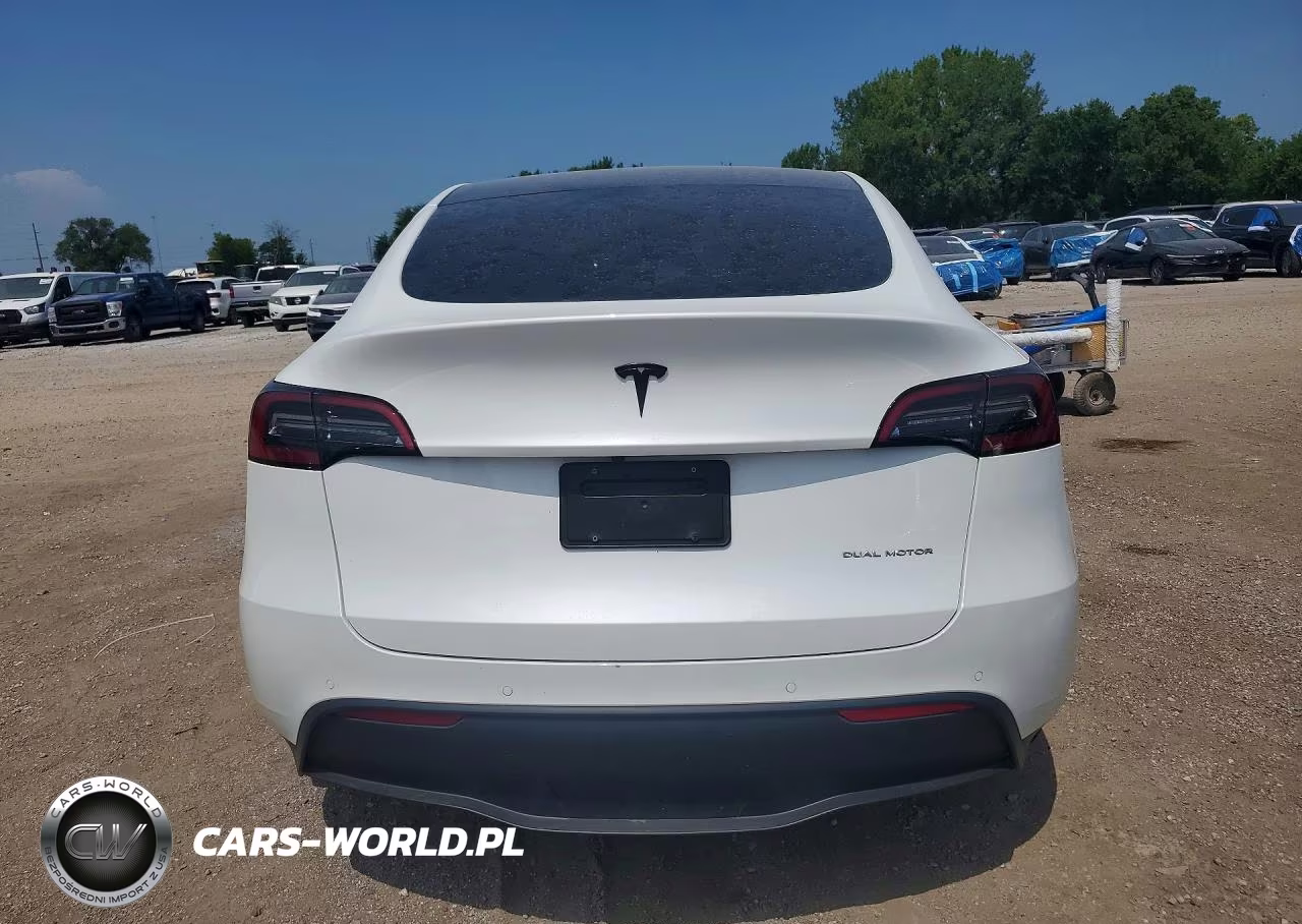 2021 Tesla Model Y VIN:5YJYGDEE1MF243625 - 6