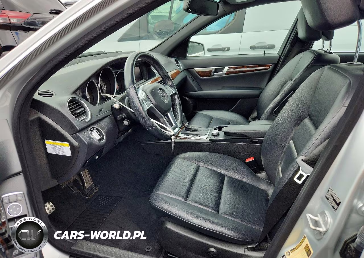 2013 Mercedes-Benz C 300 4Matic VIN:WDDGF8AB7DA843808 - 7