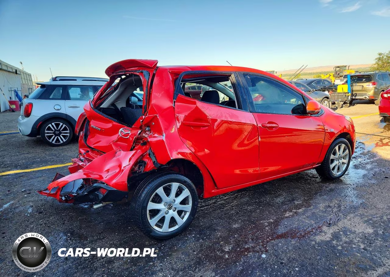2013 Mazda Mazda VIN:JM1DE1LY7D0158898 - 3