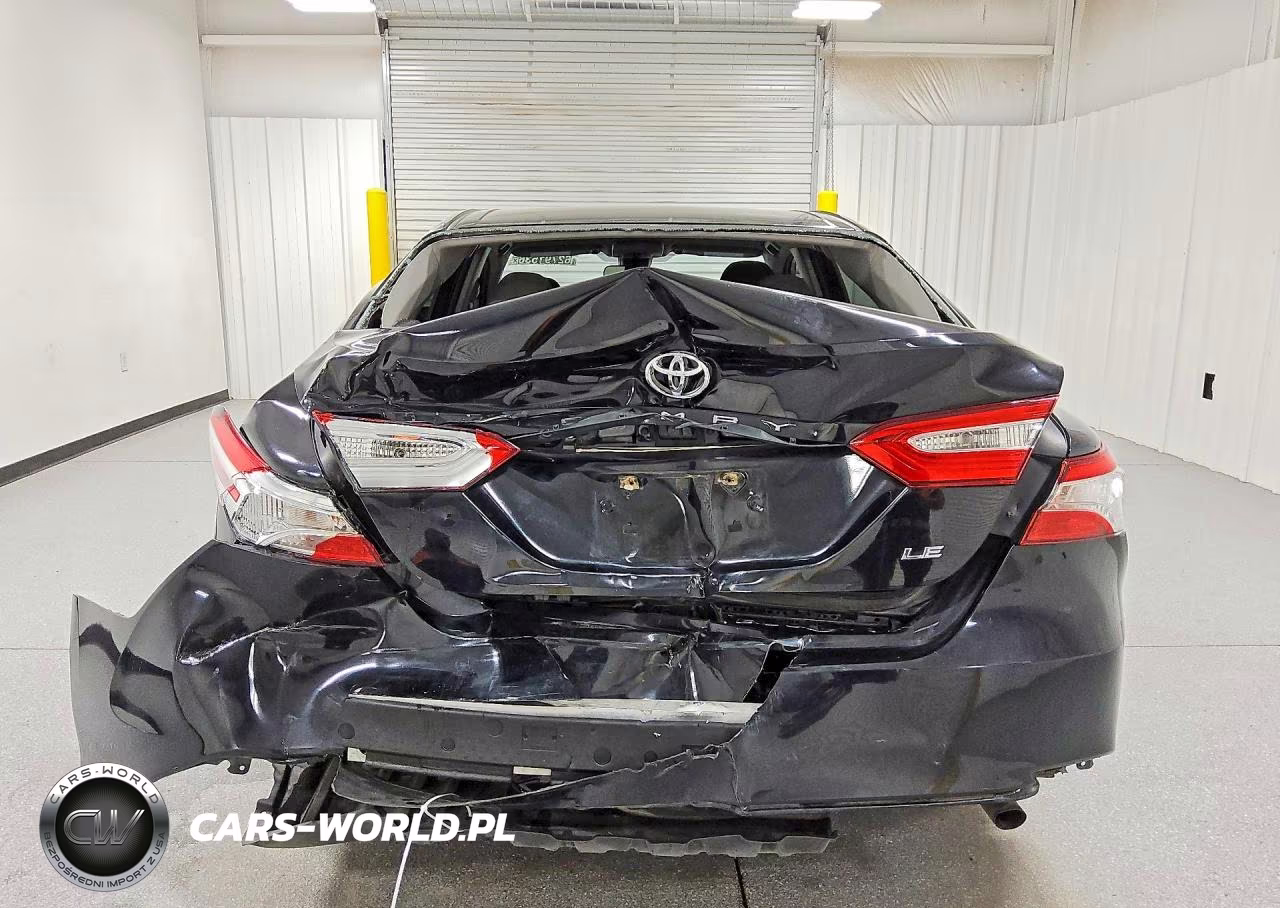 2018 Toyota Camry Le VIN:4T1B11HK6JU596268 - 6