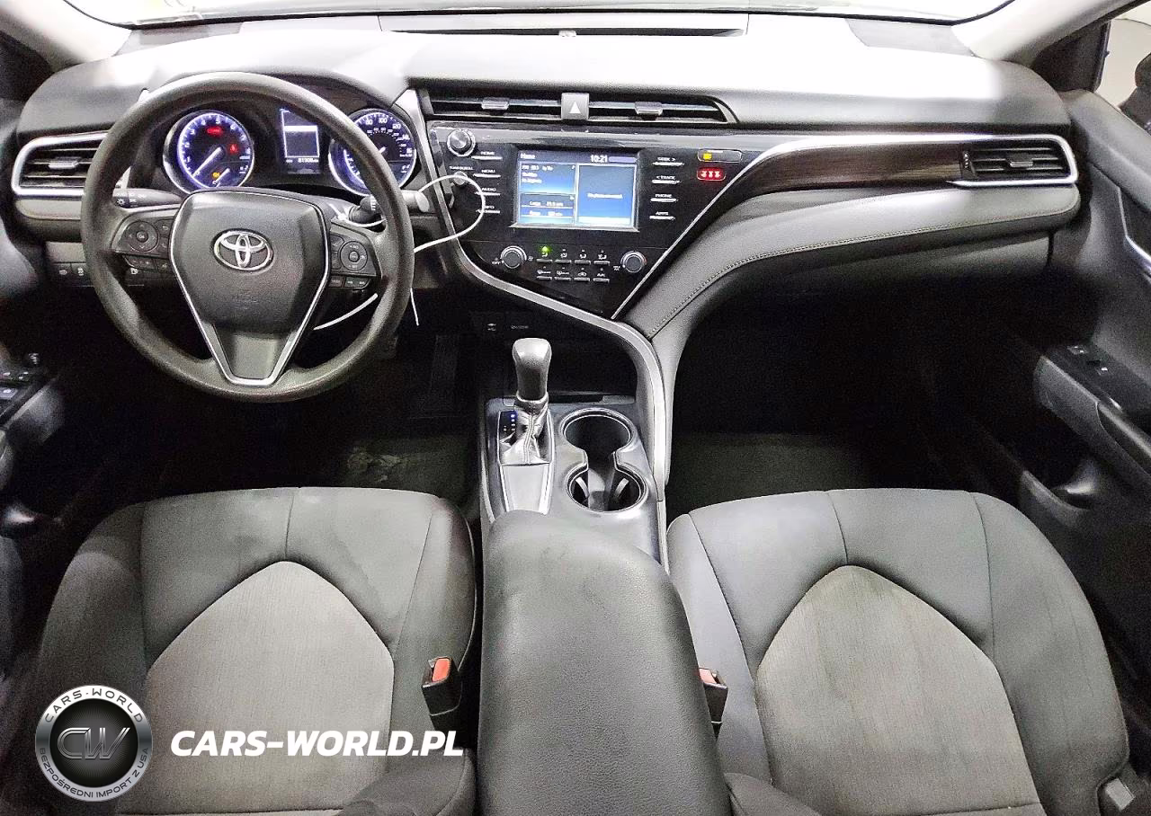 2018 Toyota Camry Le VIN:4T1B11HK6JU596268 - 8