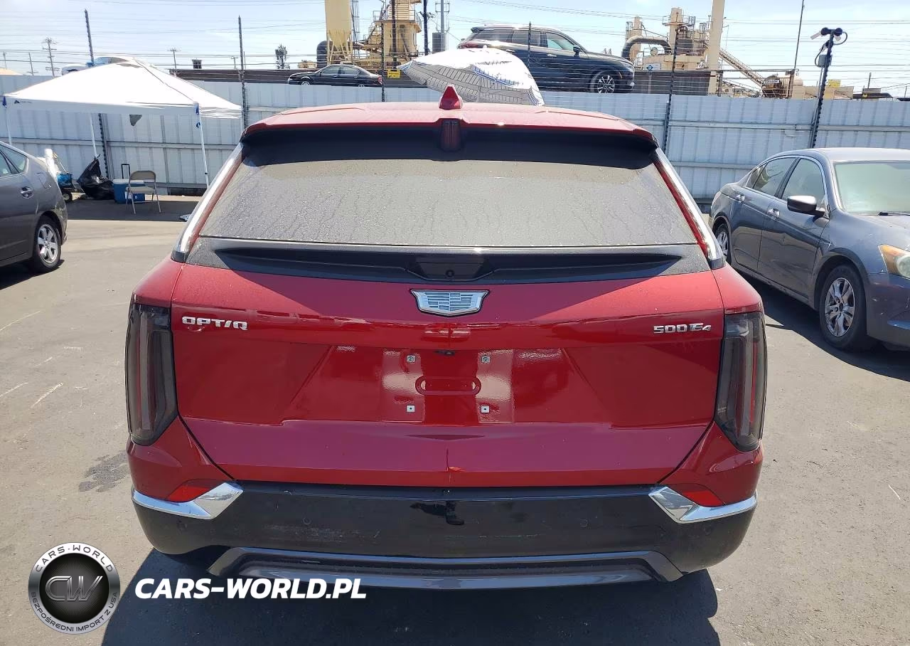 2025 Cadillac Optiq Luxury VIN:3GYK3BMRXSS267902 - 6