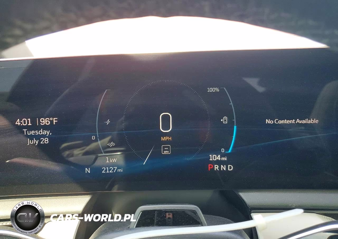 2025 Cadillac Optiq Luxury VIN:3GYK3BMRXSS267902 - 9