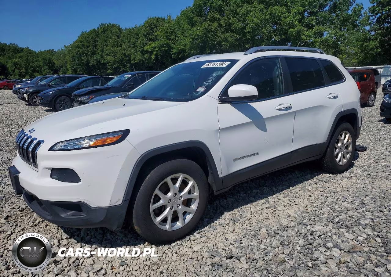 2015 Jeep Cherokee Latitude – zdjęcie 1 z 12