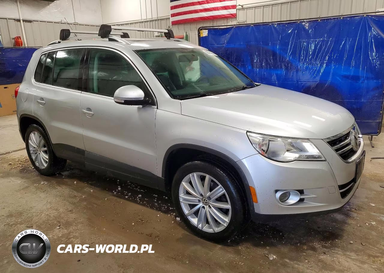 2011 Volkswagen Tiguan S VIN:WVGBV7AX2BW539293 - 4