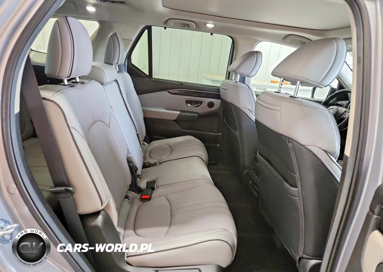 2025 Honda Pilot Elite VIN:5FNYG1H84SB151362 - 11