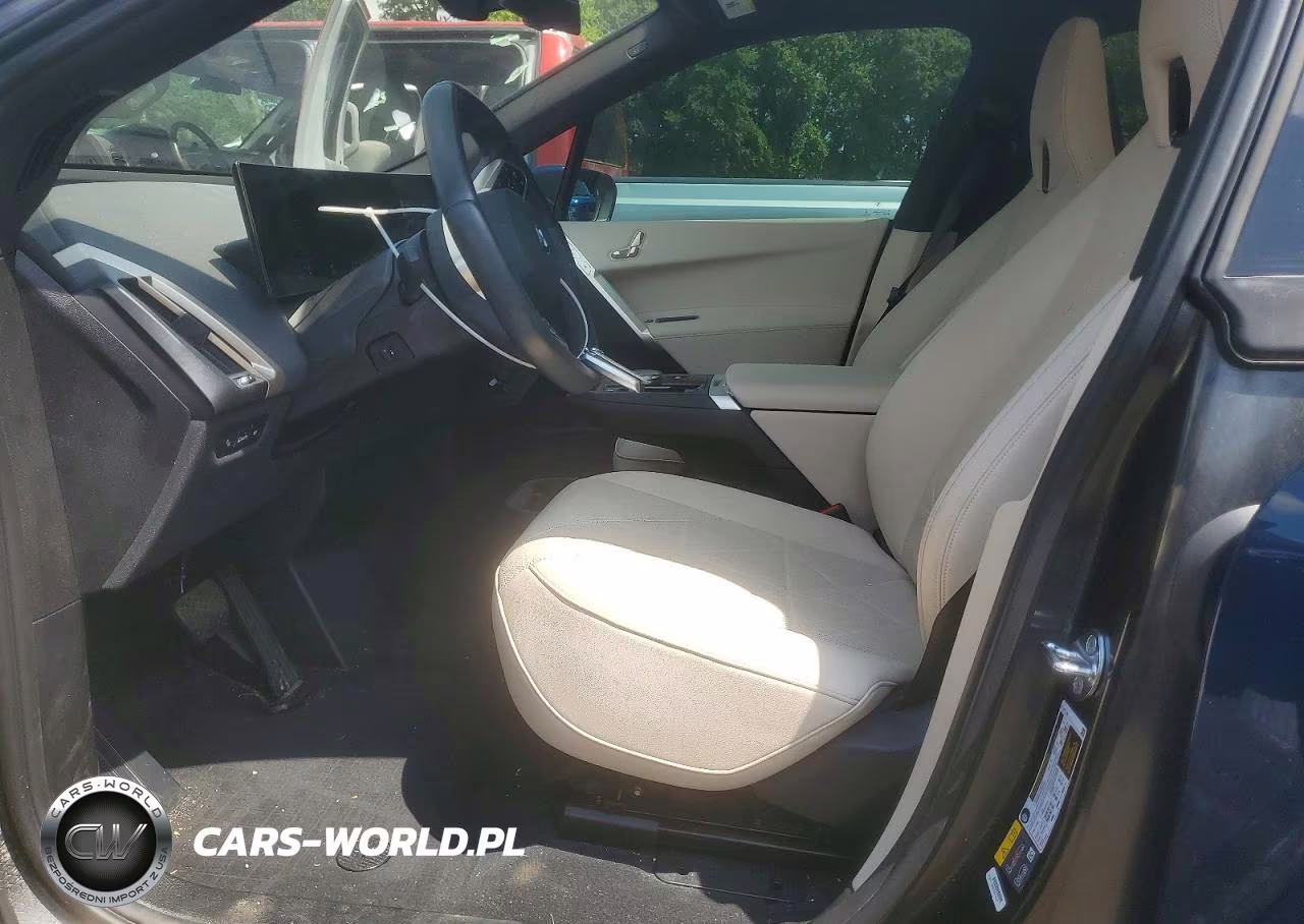 2025 BMW Ix xDrive50 VIN:WB523CF07SCT31213 - 7