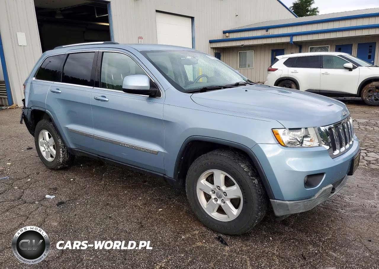 2012 Jeep Grand Cherokee Laredo VIN:1C4RJFAG7CC315111 - 4