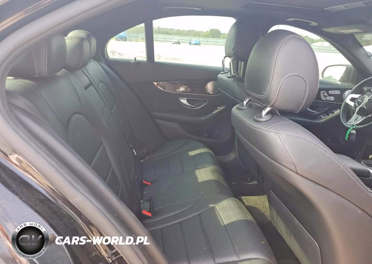 2019 Mercedes-Benz C 300 4Matic VIN:55SWF8EB1KU315586 - 10