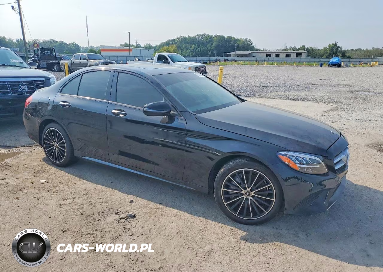 2019 Mercedes-Benz C 300 4Matic VIN:55SWF8EB1KU315586 - 4