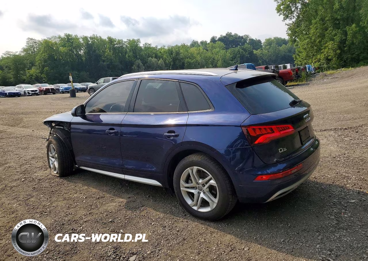 2018 Audi Q5 Premium VIN:WA1ANAFY3J2163072 - 2