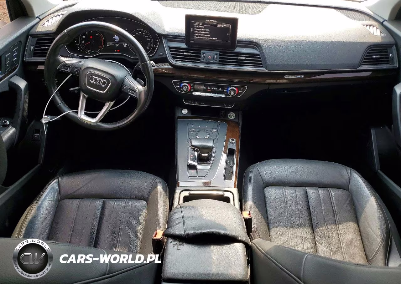 2018 Audi Q5 Premium VIN:WA1ANAFY3J2163072 - 8