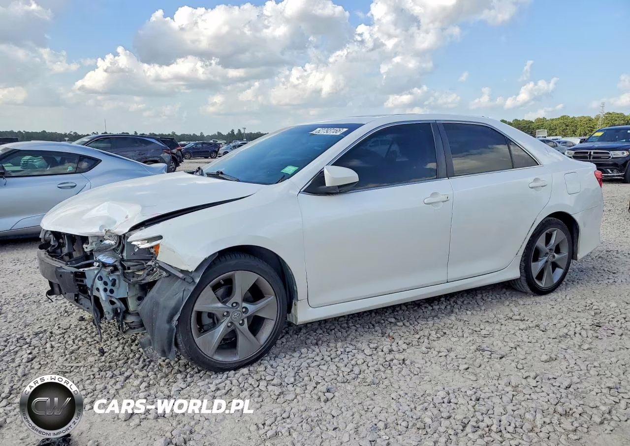 2012 Toyota Camry Se Sport Limited Edition – zdjęcie 1 z 12